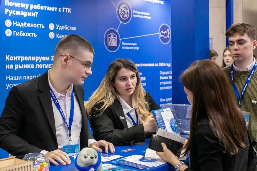 professional trade show booth